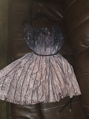 L'ATISTE Strapless Pink Lace Pleated Cocktail Dress